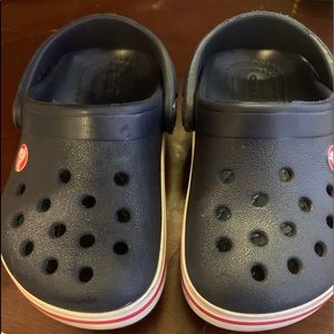 Crocs size 6